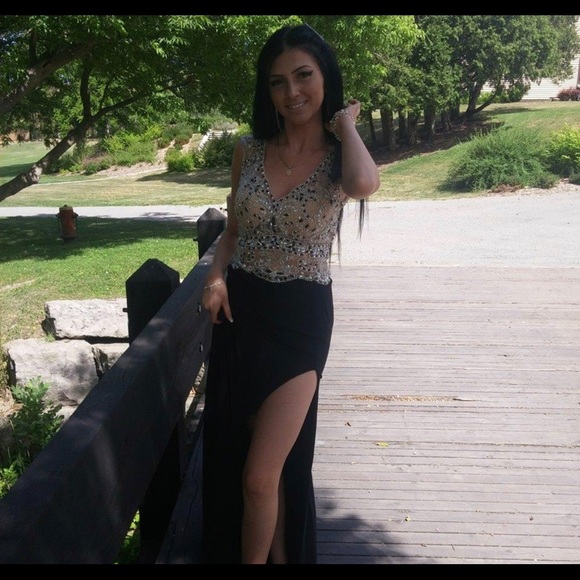 Prom / Grad dress - Picture 1 of 6